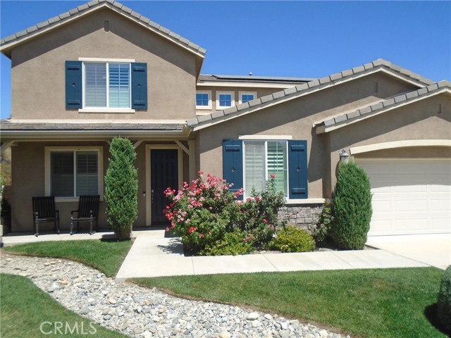 4081 Chamomile Court, San Bernardino CA: https://media.crmls.org/medias/20d1bcbe-d1f1-4d11-a5f7-2a6bf75cf126.jpg