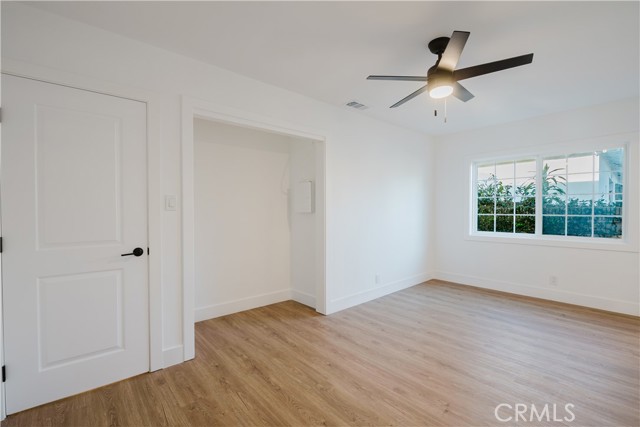 14631 S Condon Ave, Lawndale CA: https://media.crmls.org/medias/20d1ec86-4a12-455e-8671-5a4a1c996b3f.jpg