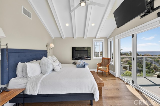 Detail Gallery Image 52 of 74 For 405 Blumont St, Laguna Beach,  CA 92651 - 5 Beds | 6/1 Baths