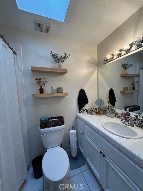 Detail Gallery Image 22 of 30 For 950 W Lambert #4,  La Habra,  CA 90631 - 2 Beds | 1/1 Baths