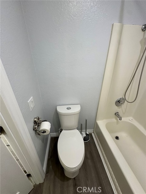 Detail Gallery Image 23 of 37 For 1345 Cabrillo Park Dr #S04,  Santa Ana,  CA 92701 - 1 Beds | 1 Baths