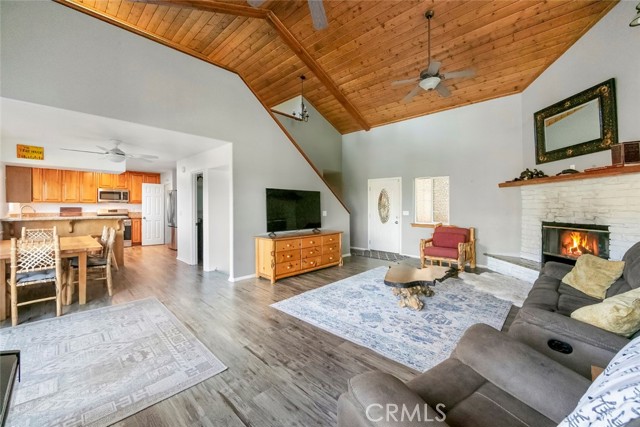 Detail Gallery Image 33 of 42 For 24622 Bernard, Crestline,  CA 92325 - 4 Beds | 3/1 Baths