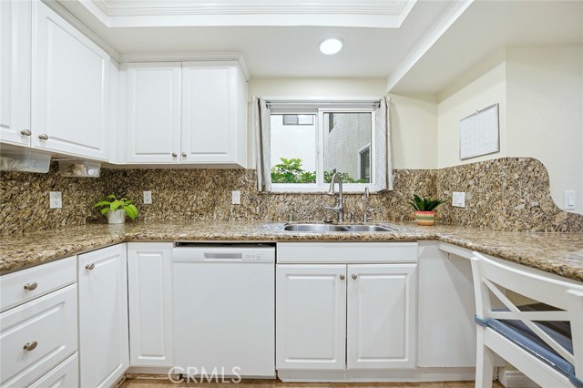 Detail Gallery Image 15 of 38 For 4852 Cabana Dr #104,  Huntington Beach,  CA 92649 - 2 Beds | 2 Baths