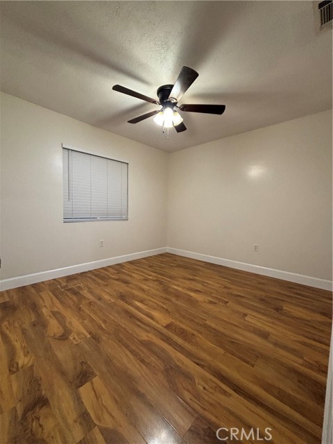 Detail Gallery Image 7 of 14 For 1795 E Victoria Ave, San Bernardino,  CA 92408 - 3 Beds | 2 Baths