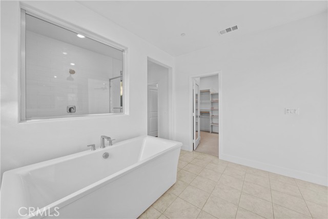 Detail Gallery Image 39 of 56 For 124 Zawn, Irvine,  CA 92618 - 4 Beds | 4/1 Baths