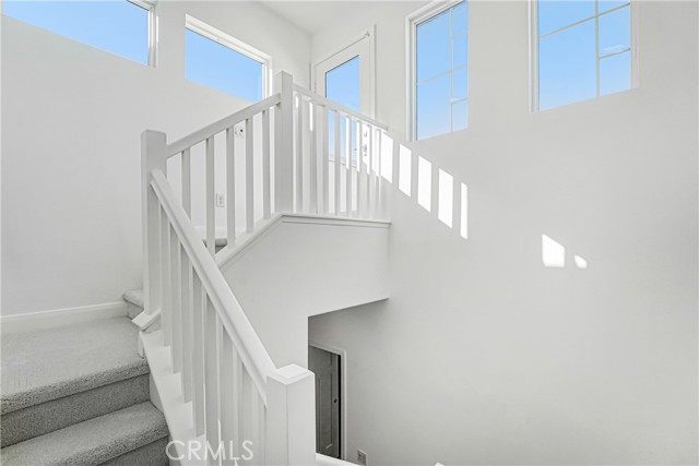 Detail Gallery Image 20 of 25 For 572 E Imperial, El Segundo,  CA 90245 - 2 Beds | 3 Baths