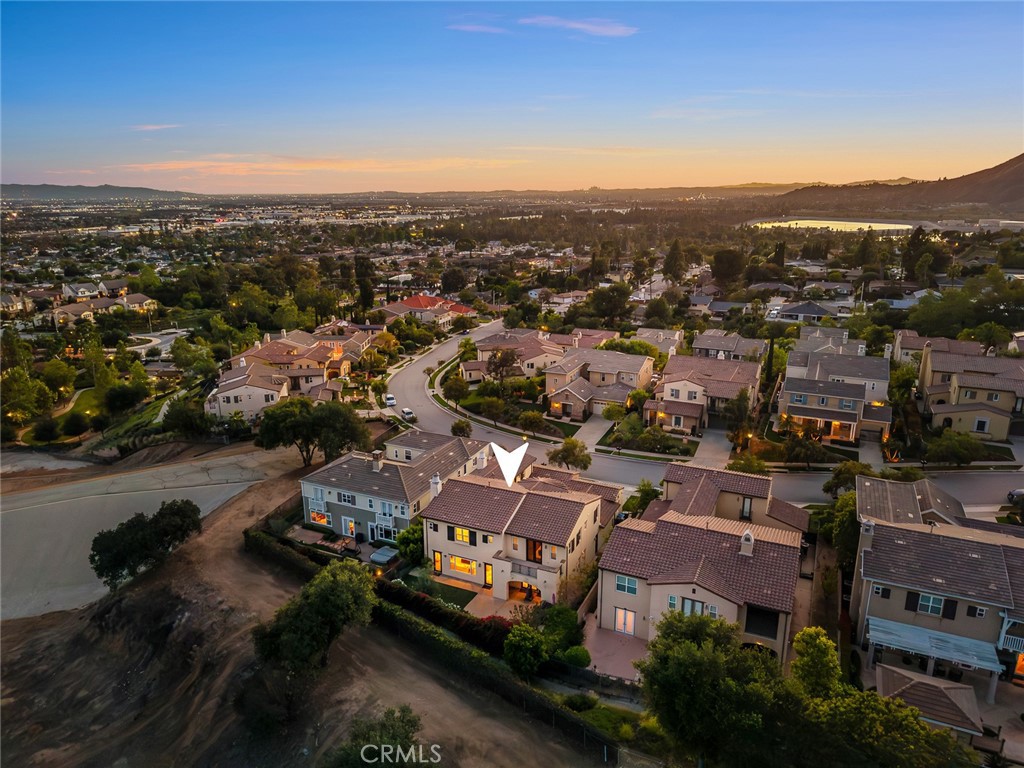 https://media.crmls.org/medias/20d697cb-4898-45d9-a39a-c6522749b512.jpg?preset=X-Large