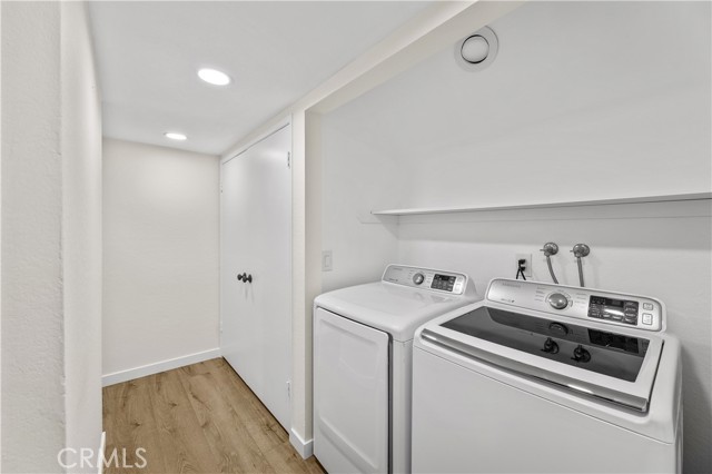 Detail Gallery Image 9 of 28 For 51 Golden Glen St #1,  Irvine,  CA 92604 - 3 Beds | 2 Baths