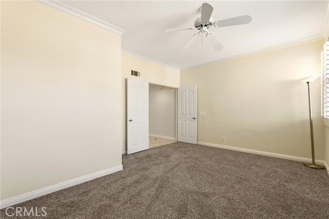 Detail Gallery Image 13 of 59 For 22385 Hayworth Ct, Corona,  CA 92883 - 4 Beds | 2/1 Baths