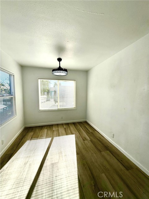 Detail Gallery Image 5 of 14 For 2511 E 131st, Compton,  CA 90222 - 3 Beds | 2 Baths