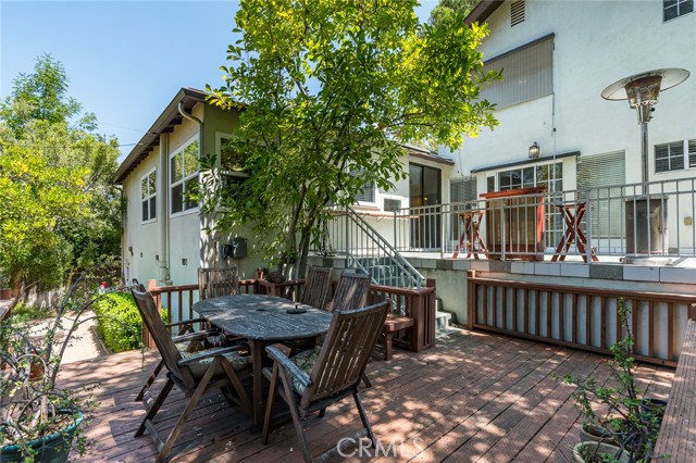 10109 Parr Avenue, Sunland CA: https://media.crmls.org/medias/20d8062b-da2d-4a1e-9c80-ac6ad03f65b3.jpg