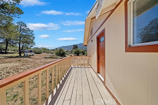 Detail Gallery Image 6 of 24 For 63285 Pinyon, Mountain Center,  CA 92561 - 3 Beds | 2 Baths