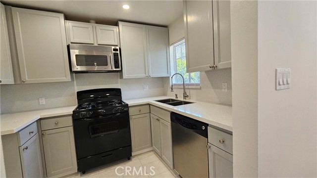 2001 N Verdugo Road, Glendale CA: https://media.crmls.org/medias/20d86f76-2bf1-4d5e-8824-f4dc42ff7d31.jpg