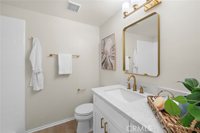 16 Bluejay, Irvine CA: https://media.crmls.org/medias/20d8e49c-a9f7-4c7c-86d7-ffcb1fe415a5.jpg