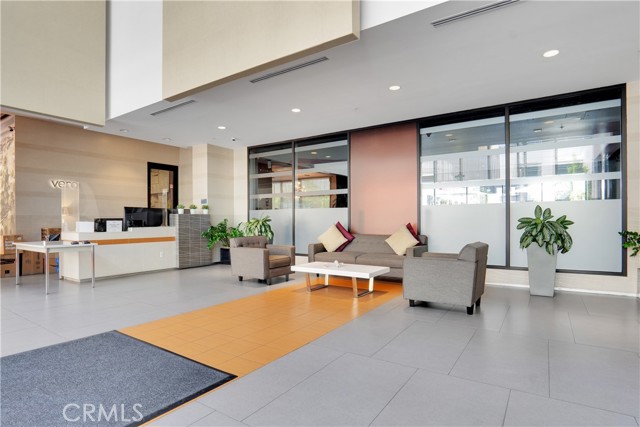 Detail Gallery Image 3 of 44 For 1234 Wilshire Bld #527,  Los Angeles,  CA 90017 - 1 Beds | 2 Baths