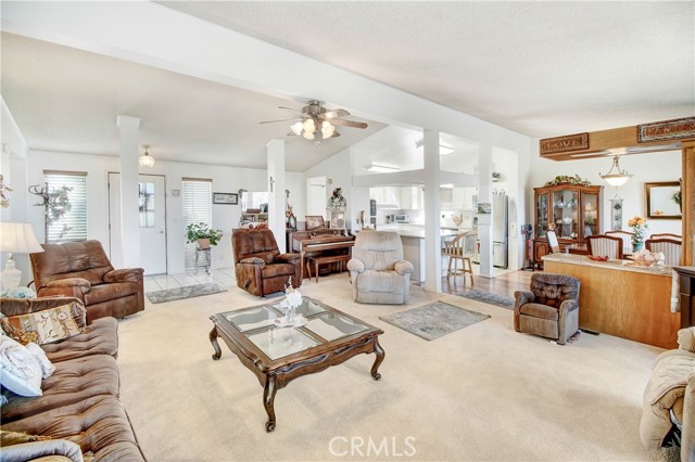 Detail Gallery Image 10 of 20 For 10095 Chisholm Trl, Cherry Valley,  CA 92223 - 2 Beds | 2 Baths