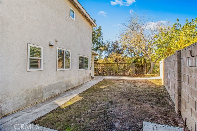 Detail Gallery Image 30 of 42 For 910 Pathfinder Way, Corona,  CA 92878 - 3 Beds | 2/1 Baths