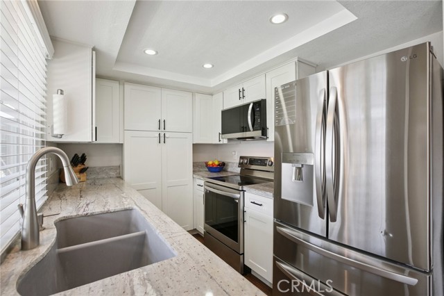 Detail Gallery Image 10 of 30 For 369 N via Remo, Anaheim,  CA 92806 - 3 Beds | 1/1 Baths