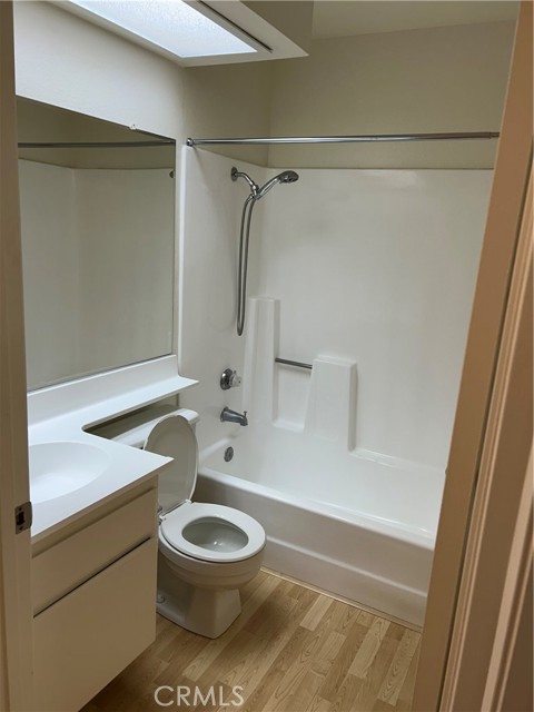 Detail Gallery Image 14 of 47 For 18232 Parkview Ln #103,  Huntington Beach,  CA 92648 - 1 Beds | 1 Baths