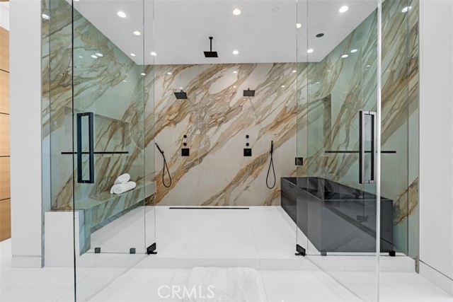 Detail Gallery Image 33 of 50 For 13016 Chandler, Sherman Oaks,  CA 91401 - 6 Beds | 6/1 Baths