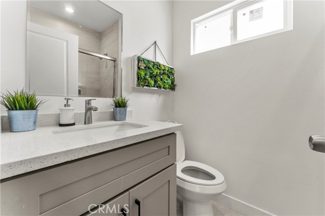 Detail Gallery Image 12 of 14 For 10695 Mckeen St, Garden Grove,  CA 92843 - 4 Beds | 2 Baths