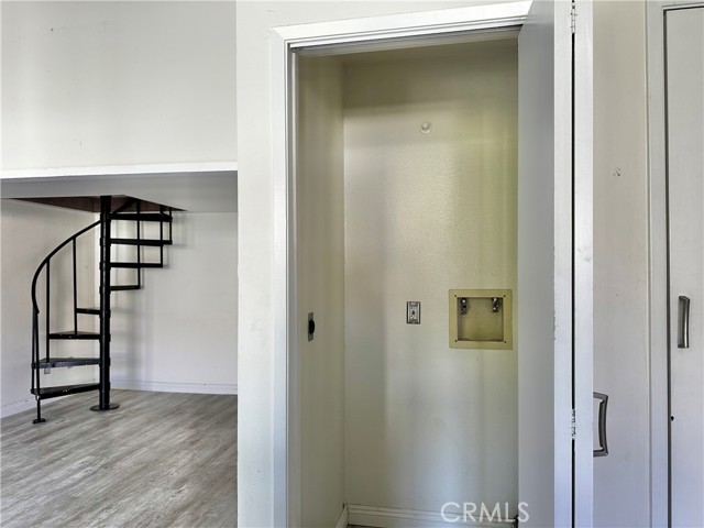 Detail Gallery Image 15 of 72 For 10520 Lakeside Dr #L,  Garden Grove,  CA 92840 - 1 Beds | 1 Baths