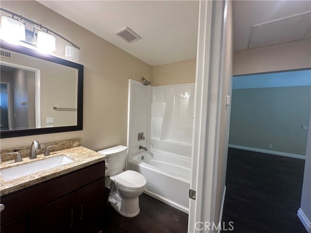 Detail Gallery Image 18 of 24 For 5982 Amberdale Dr, Yorba Linda,  CA 92886 - 3 Beds | 2 Baths