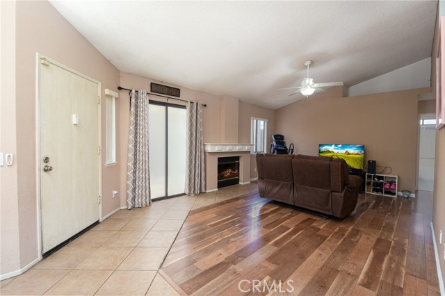 Detail Gallery Image 6 of 37 For 27935 Cactus Flower Dr, Menifee,  CA 92585 - 3 Beds | 2 Baths
