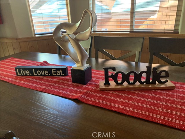 Detail Gallery Image 61 of 65 For 424 Mountainaire Ln, Big Bear Lake,  CA 92315 - 3 Beds | 2 Baths