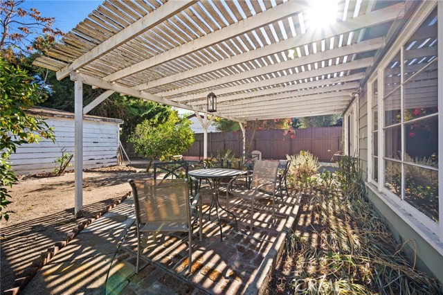 Detail Gallery Image 23 of 33 For 4232 Sunnyslope Ave, Sherman Oaks,  CA 91423 - 2 Beds | 1 Baths