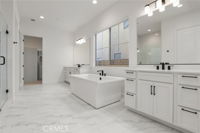 Detail Gallery Image 49 of 75 For 11763 Quailrun Ct, Chatsworth,  CA 91311 - 5 Beds | 6 Baths