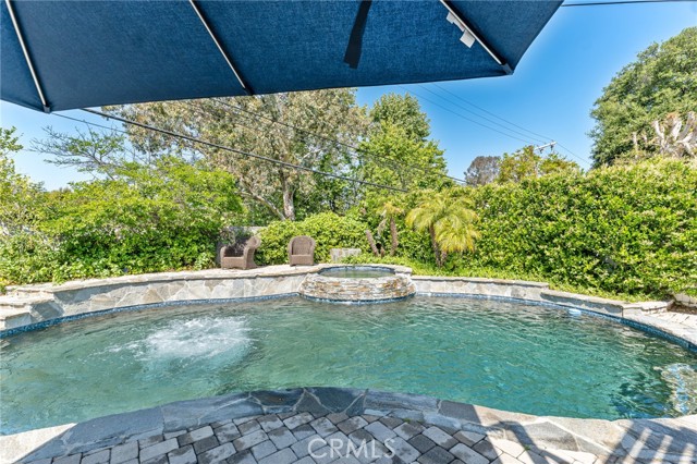 Detail Gallery Image 22 of 24 For 4539 Don Pio Dr, Woodland Hills,  CA 91364 - 4 Beds | 2 Baths
