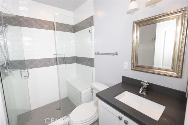 Detail Gallery Image 13 of 17 For 1840 Camden Ave #205,  Los Angeles,  CA 90025 - 2 Beds | 2 Baths