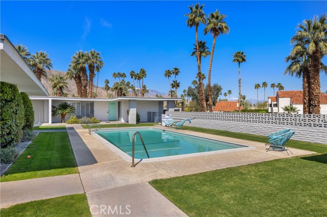 Detail Gallery Image 1 of 28 For 73255 Shadow Mountain Dr, Palm Desert,  CA 92260 - 2 Beds | 2 Baths