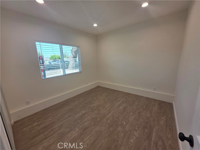 1204 E Avenue Q4, Palmdale CA: https://media.crmls.org/medias/20dff1c0-9a71-4097-906d-eb5262fdb4d8.jpg