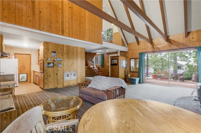 Detail Gallery Image 14 of 30 For 30687 Ferndale Dr, Running Springs,  CA 92382 - 2 Beds | 2 Baths