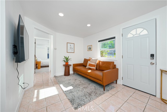 7229 Tegner Drive, Rosemead CA: https://media.crmls.org/medias/20e019c5-c05e-410c-b7e0-fe9fc171e6aa.jpg