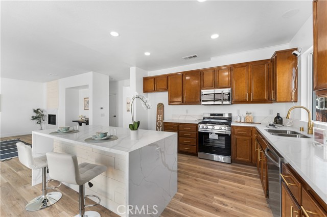 Detail Gallery Image 30 of 69 For 37920 Pisces Cir, Palmdale,  CA 93552 - 5 Beds | 4 Baths