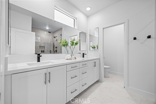 Image 17 of 34 For 2132 Skylar Place