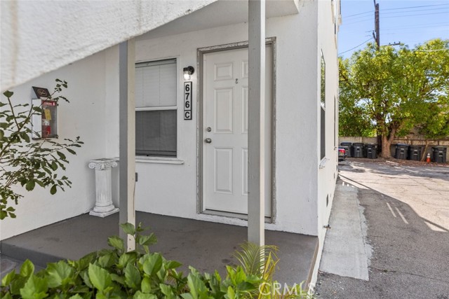 Detail Gallery Image 31 of 32 For 676 W Glenoaks Bld #C,  Glendale,  CA 91202 - 2 Beds | 1 Baths
