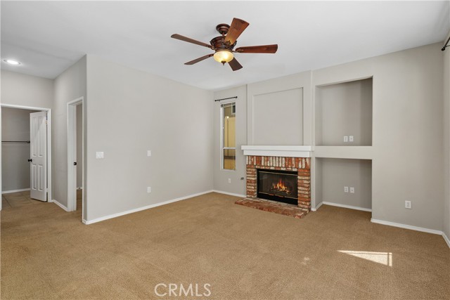 Detail Gallery Image 15 of 42 For 31665 via Cordoba, Temecula,  CA 92592 - 4 Beds | 3 Baths