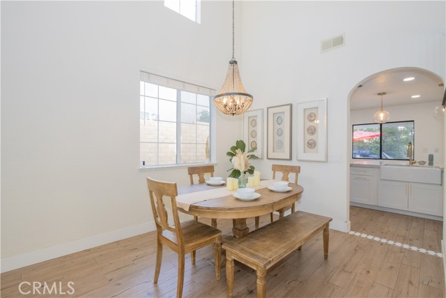 Detail Gallery Image 10 of 28 For 3682 Grovedale St, Corona,  CA 92881 - 5 Beds | 3 Baths