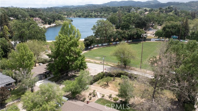 8975 Azucena Avenue, Atascadero CA: https://media.crmls.org/medias/20e2f70d-3b01-4495-a1dd-0dfba5fd5892.jpg