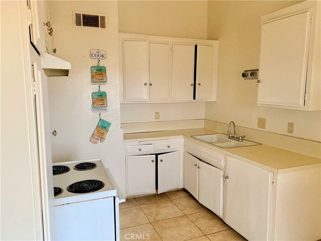 MLS #DW25181414 image #12