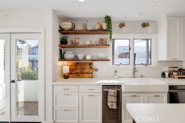 1722 Harper Avenue, Redondo Beach CA: https://media.crmls.org/medias/20e39d1b-c9f6-4b70-8b38-edd856939491.jpg