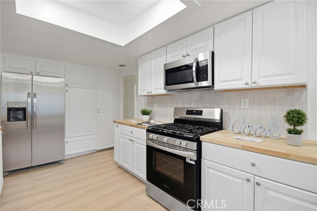 Detail Gallery Image 15 of 41 For 728 Richbrook, Claremont,  CA 91711 - 3 Beds | 2 Baths