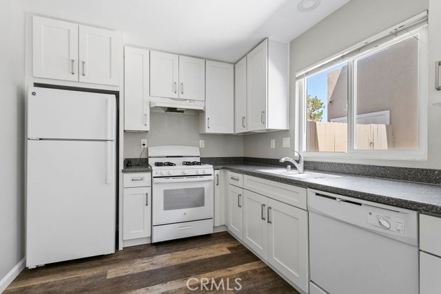 Detail Gallery Image 5 of 19 For 33542 Blue Lantern St #B,  Dana Point,  CA 92629 - 2 Beds | 1 Baths