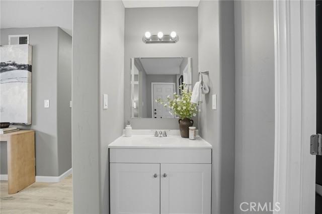 1548 Lacewood, Whittier CA: https://media.crmls.org/medias/20e45737-7e49-43e4-9e12-41726fee40a3.jpg