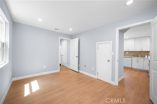 1223 W 90th Street, Los Angeles CA: https://media.crmls.org/medias/20e4c2e2-d2ed-4447-91c2-b03ea62e31fe.jpg