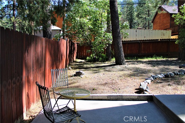 1671 Twin Lakes Road, Wrightwood CA: https://media.crmls.org/medias/20e4f88a-81f8-4360-8e2b-fbd62e5fda1f.jpg